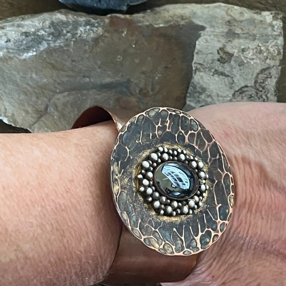 Vintage Boho Copper & Black Onyx Cuff Bracelet - Picture 6 of 7